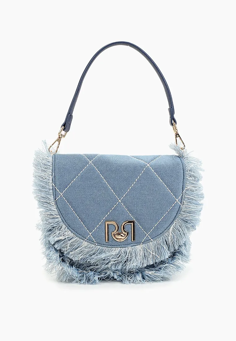 RTLADG982301_22525713_1_v2 MALA DENIM COM FRANJAS E DETALHE METÁLICO RINASCIMENTO - Image 1