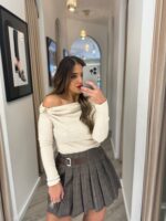 CAMISOLA BEGE CANELADA COM DETALHE DOURADO PONTO CHIC