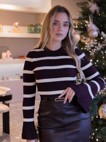 CAMISOLA CANELADA BORDO E CRU COM MANGA FLARE PONTO CHIC