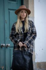 BLAZER PADRÃO TARTAN BEGE E PRETO DIXIE