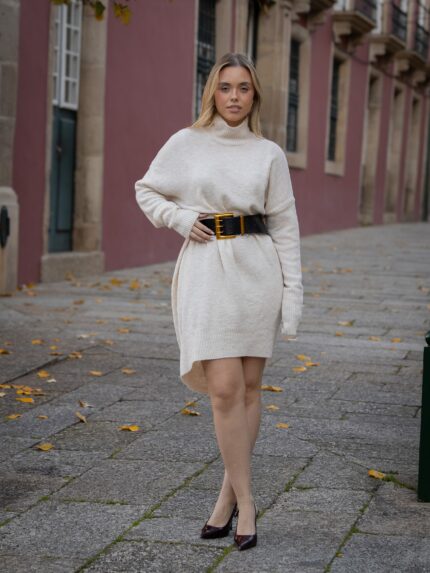 VESTIDO DE MALHA CRU COM MANGUITOS DIXIE
