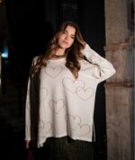 MALHA TRICOT CRU COM CORAÇÕES RUGA
