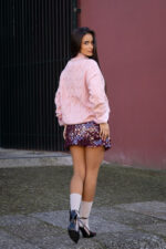 SAIA BORDO COM APLICAÇÃO DE LANTEJOULAS FLORAIS PONTO CHIC - Image 5