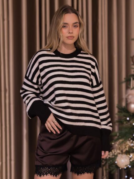 CAMISOLA DE MALHA ÀS RISCAS PRETA PONTO CHIC