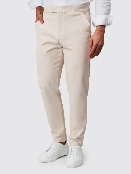 CALÇA COM TECIDO TÉCNICO RELAXED FIT BEGE ZOLF