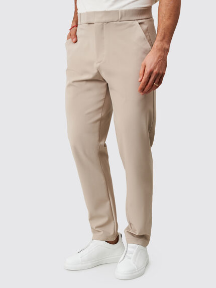 CALÇA COM TECIDO TÉCNICO RELAXED FIT TAUPE ZOLF