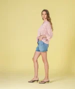 CAMISOLA ROSA COM CAPUZ EM MALHA RENDADA RUGA - Image 4