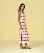 VESTIDO DE MALHA ROSA COM PADRÃO RUGA