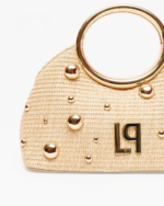 BOLSA DE MÃO EM PALHA COM PEGA DOURADA LANÇA PERFUME - Image 4
