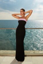VESTIDO LONGO PRETO COM CAPA ROSA PONTO CHIC - Image 2