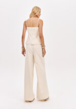 CALÇA BEGE EM ALGODÃO COM DETALHE DOURADO LANÇA PERFUME - Image 7