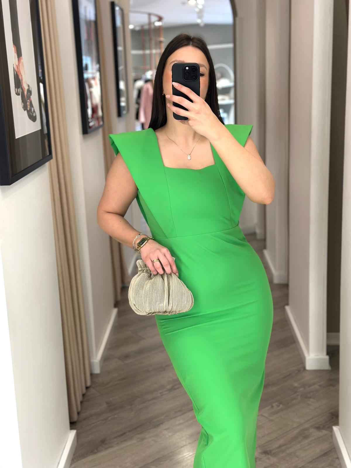 WhatsApp Image 2026-02-10 at 15.07.21 (3) VESTIDO MIDI VERDE COM OMBREIRAS E DECOTE QUADRADO PONTO CHIC - Image 1