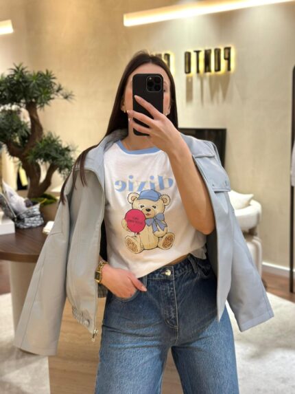 T-SHIRT BRANCA COM URSO ONLY GOOD VIBES DIXIE