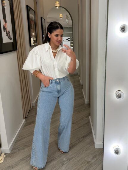 CALÇA DE GANGA WIDE LEG COM APLICAÇÃO LATERAL PONTO CHIC