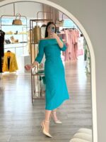 VESTIDO MIDI AZUL TURQUESA TEXTURADO CAI-CAI PONTO CHIC