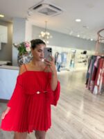 VESTIDO CURTO VERMELHO PLISSADO COM ALÇAS FINAS RINASCIMENTO