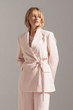 BLAZER ROSA CLÁSSICO COM CINTO FERRACHE - Image 2