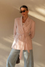 BLAZER ROSA COM CINTO FERRACHE - Image 2