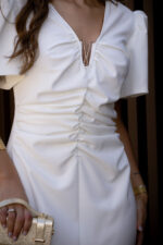 VESTIDO BRANCO COM FRANJAS E FIVELA DOURADA PONTO CHIC - Image 5