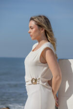 VESTIDO LONGO CRU COM DETALHE DOURADO NA CINTURA RINASCIMENTO - Image 4