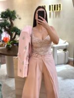 BLAZER ROSA COM APLICAÇÕES BRILHANTES PONTO CHIC - Image 3
