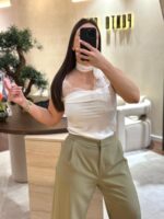 TOP BRANCO ACETINADO COM DETALHE CHOKER EM RENDA PONTO CHIC - Image 2