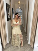 VESTIDO LONGO EM RENDA CRU COM DECOTE EM V RINASCIMENTO - Image 4