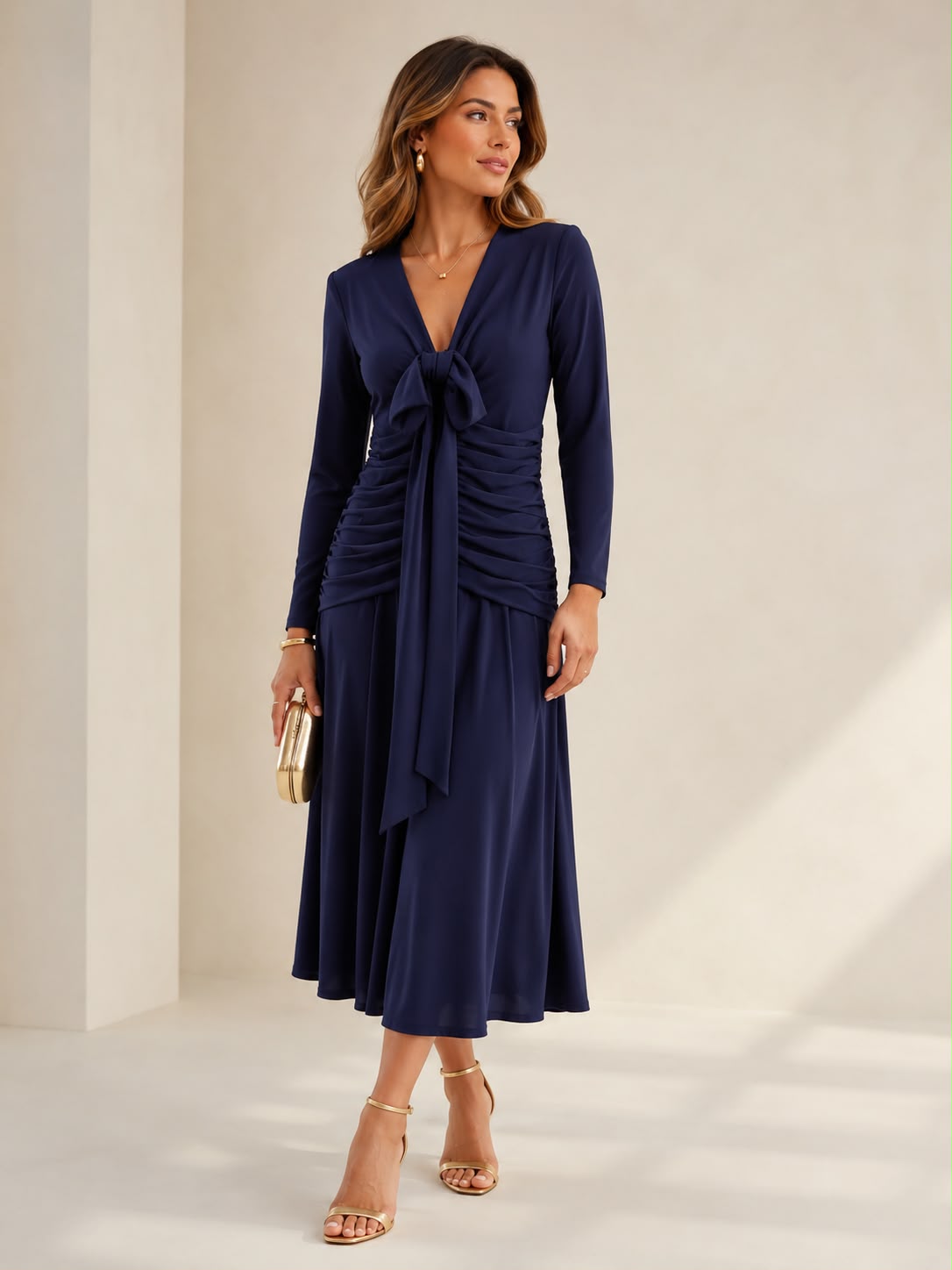 WhatsApp Image 2026-06-12 at 11.23.45 (1) VESTIDO MIDI DRAPEADO AZUL MARINHO PONTO CHIC - Image 1