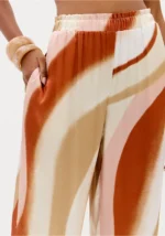 CALÇA ROSA E CAMEL ACETINADA FLUIDA LANÇA PERFUME - Image 4
