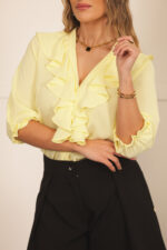 BLUSA AMARELO CLARO COM FOLHOS DECOTE EM V MISS YOU - Image 3