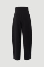 CALÇA PRETA CINTURA SUBIDA COM PREGA FERRACHE - Image 3