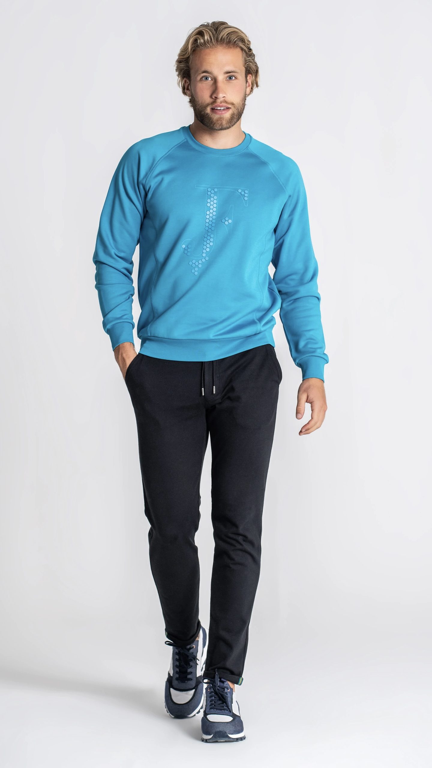 C391C0CE-F607-4693-9466-7D749C709CF8-scaled-2 (1) SWEAT FONSECA AZUL JEF - Image 1