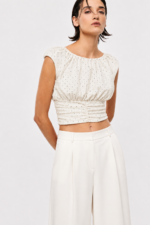 TOP BRANCO COM BOLINHAS E DRAPEADO PONTO CHIC - Image 5