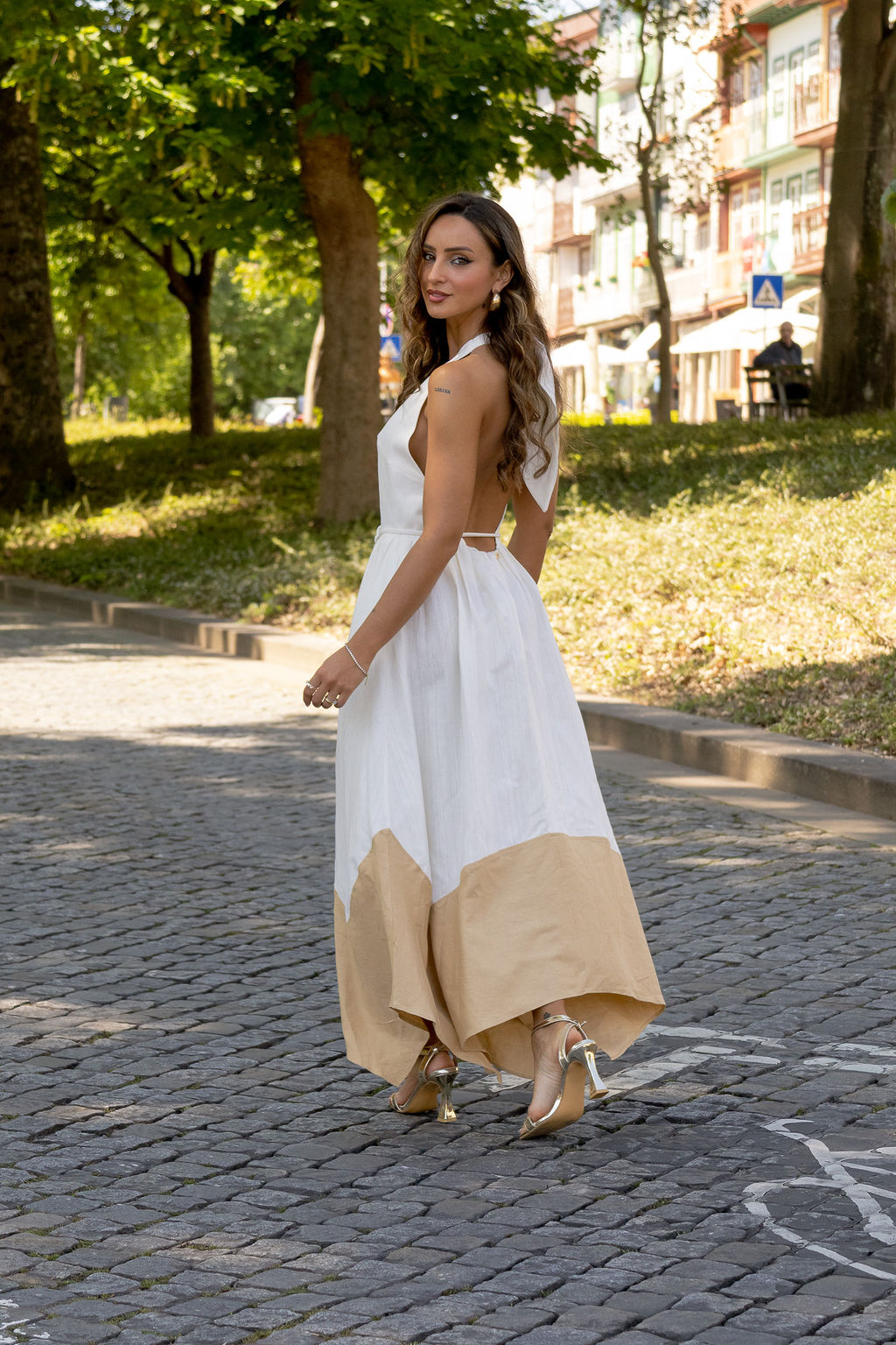 IMG_8816 VESTIDO CRU FOLHO CONTRASTE LANÇA PERFUME - Image 1