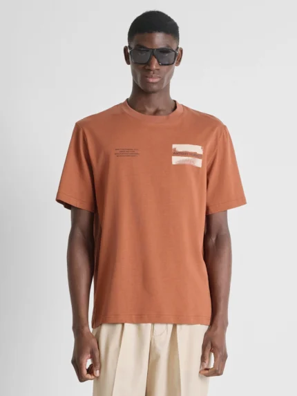 T-SHIRT TERRACOTA COM ESTAMPA ANTONY MORATO