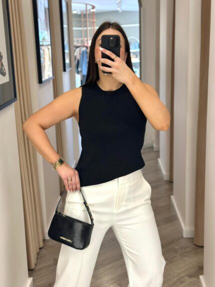 TOP PRETO BRILHO SEM MANGAS PONTO CHIC