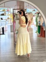 VESTIDO COMPRIDO AMARELO MANTEIGA PONTO CHIC - Image 3