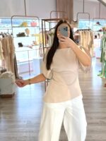 TOP ESTRUTURADO BEGE COM MANGA VOLUME PONTO CHIC