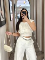 TOP BRANCO COM BOLINHAS E DRAPEADO PONTO CHIC