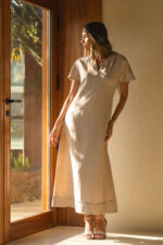 VESTIDO MIDI BEGE MINIMALISTA FERRACHE - Image 2