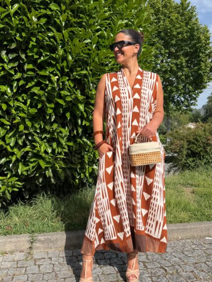 VESTIDO MIDI ESTAMPADO TERRACOTA PONTO CHIC