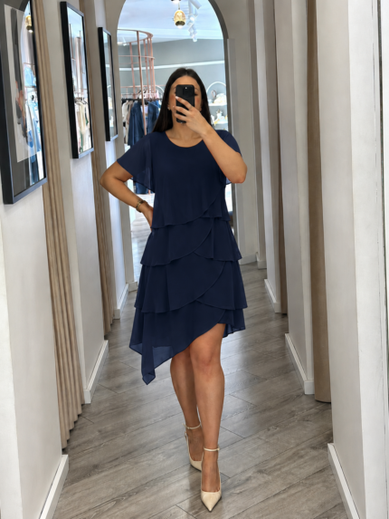 VESTIDO CURTO MARINHO COM FOLHOS PONTO CHIC