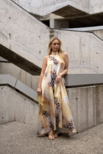 VESTIDO HALTER ANIMAL PRINT ACETINADO SAHOCO