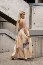 VESTIDO HALTER ANIMAL PRINT ACETINADO SAHOCO - Image 3