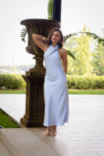 VESTIDO AZUL CLARO ACETINADO PONTO CHIC