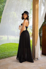 VESTIDO PRETO COM DETALHE DOURADO NO PESCOÇO RINASCIMENTO - Image 5