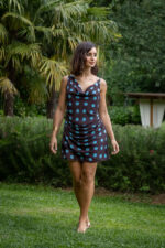 VESTIDO CASTANHO COM BOLAS AZUIS PONTO CHIC - Image 2