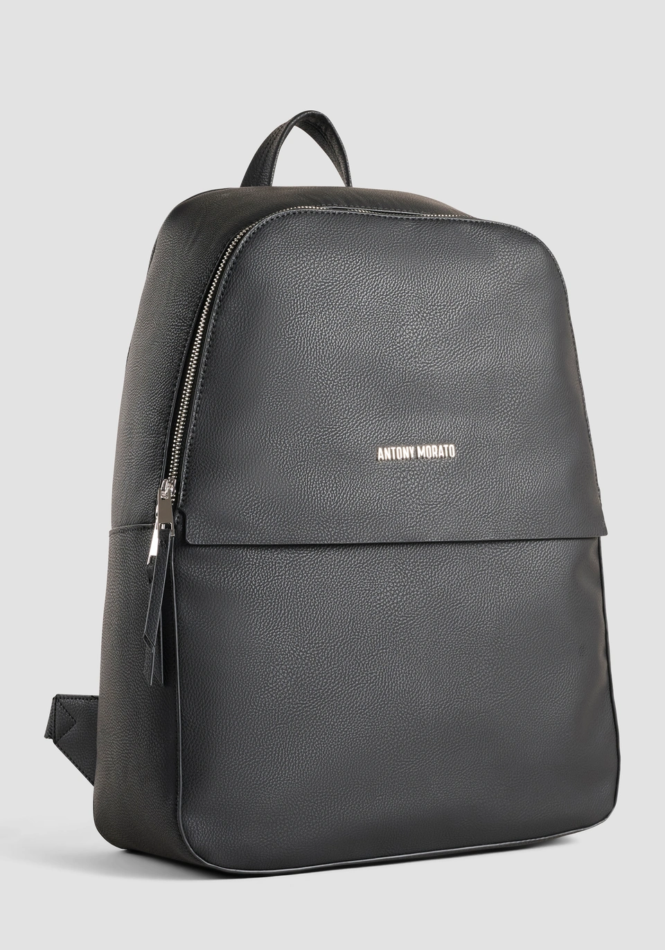 MMAB00432-FA210069-9000_01 MOCHILA PRETA EM COURO SINTÉTICO ANTONY MORATO - Image 1