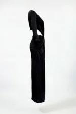 VESTIDO PRETO COM DRAPEADO COM NÓ FRONTAL SAHOCO - Image 5