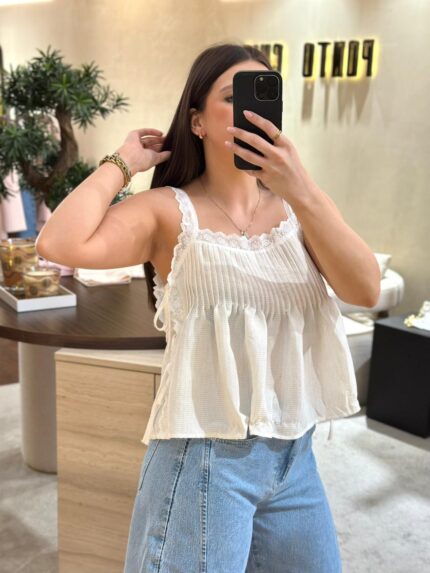 TOP CRU EFEITO LINHO COM BORDADO PONTO CHIC